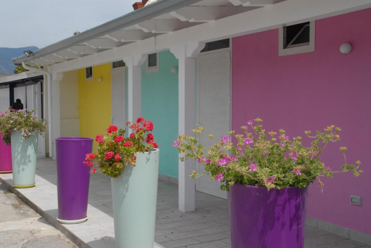 Marechiaro Paestum Hotel Buitenkant foto
